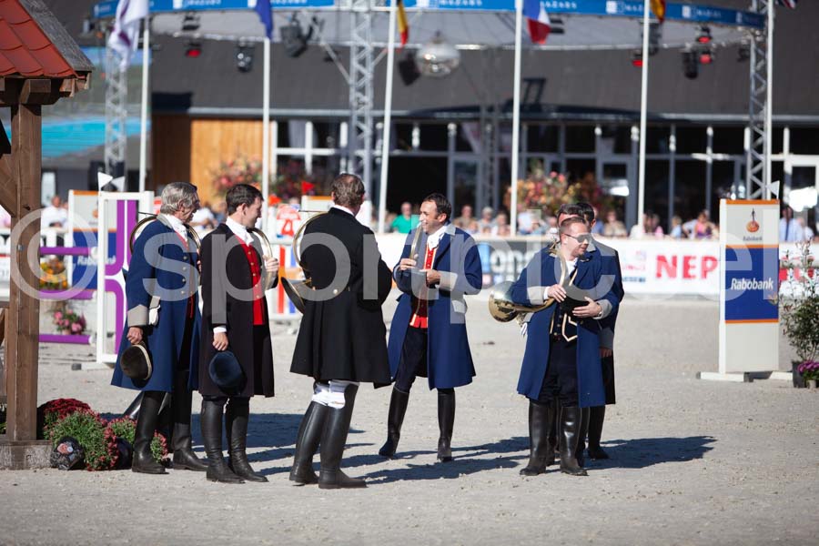 Prüfung show — IMG_3306