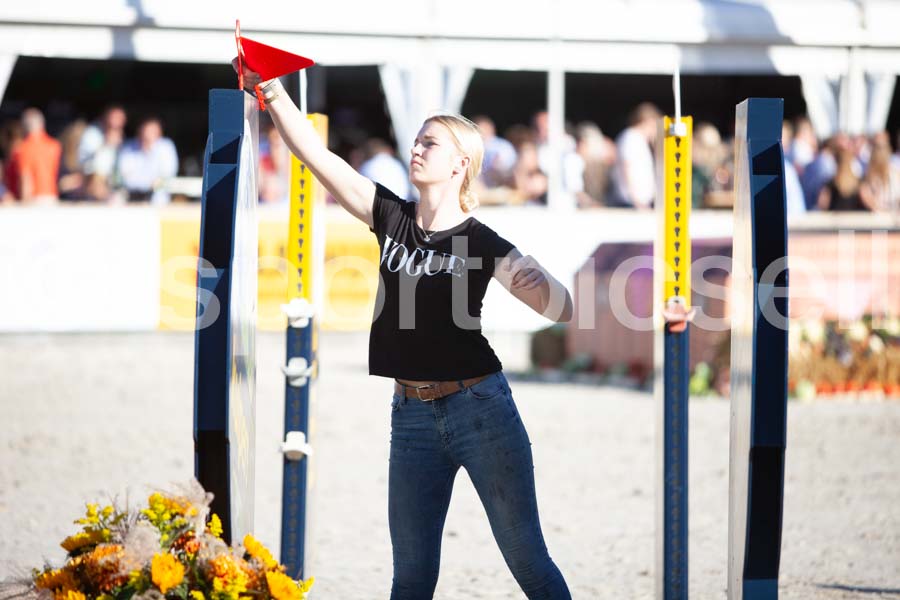 Prüfung show — IMG_4514