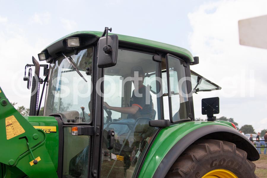 Class 01 — IMG_8528