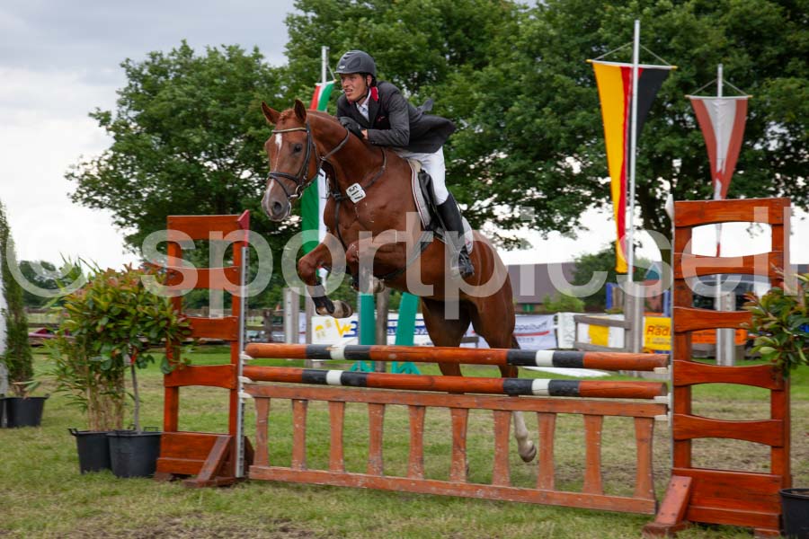 Prüfung 40 — IMG_5409